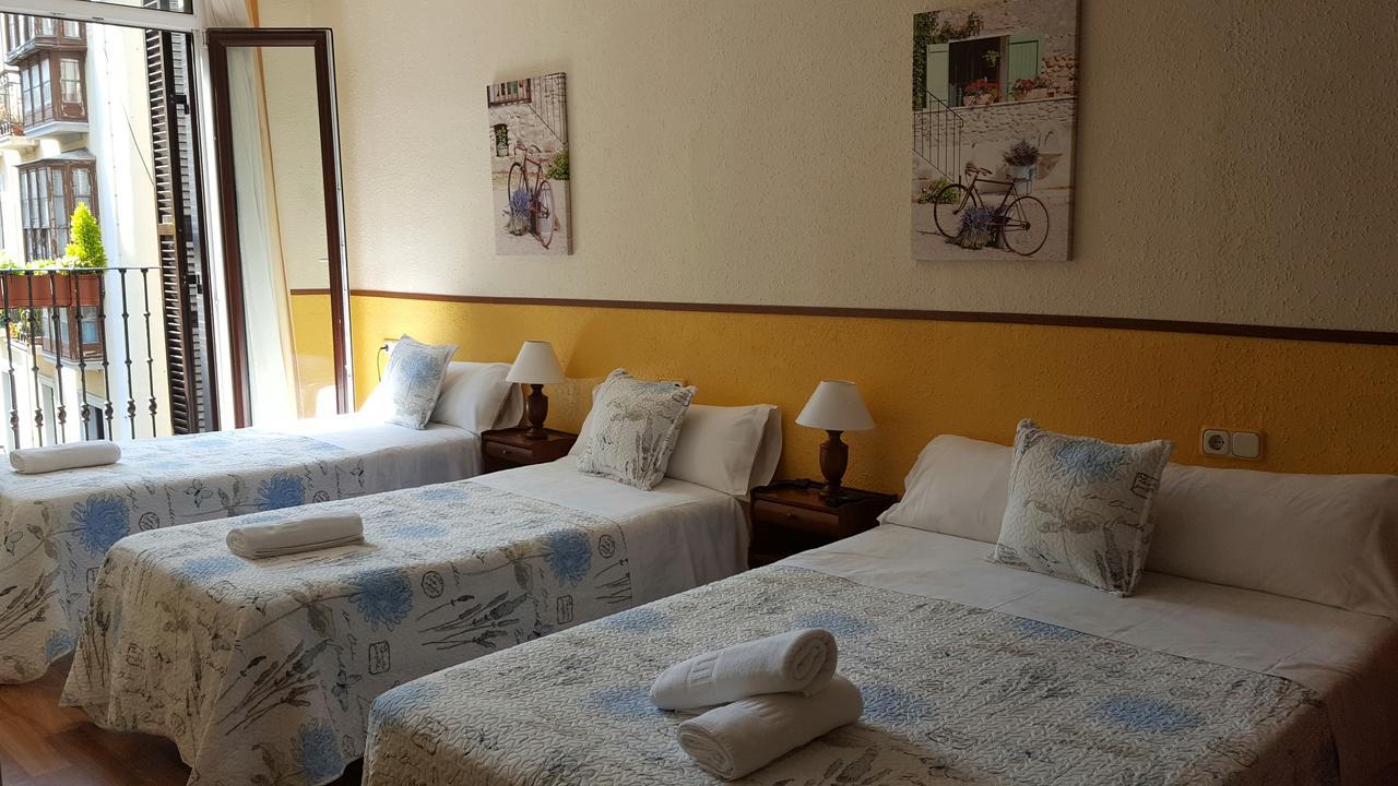 Pension Ibai San Sebastián Dış mekan fotoğraf